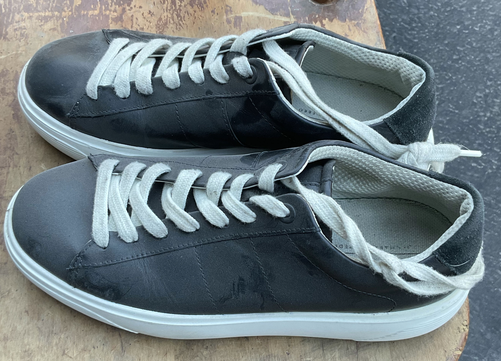 ECCO Soft 7 Dark Gray Leather Low Top Sneakers Size 38 / US 7-7.5