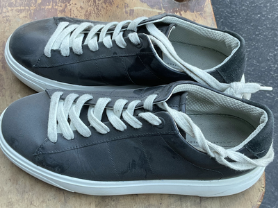 ECCO Soft 7 Dark Gray Leather Low Top Sneakers Size 38 / US 7-7.5