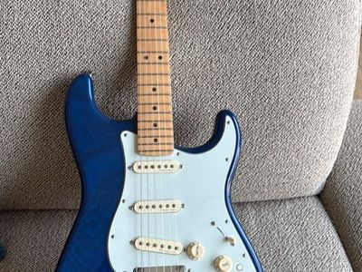 2016 Fender MX Stratocaster with case