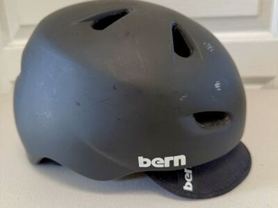 Large 57-59 Bern Brentwood Bicycle Helmet