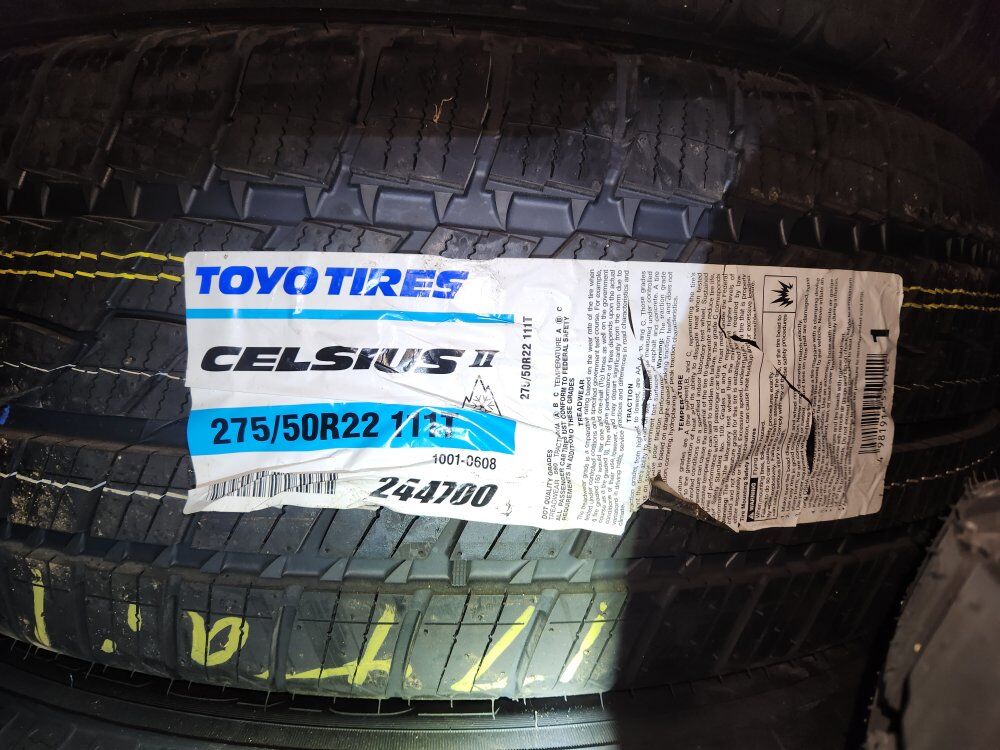 275/50r22 Toyo Celsius