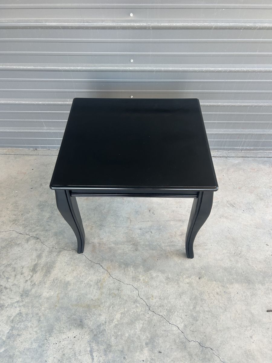 Main image 6