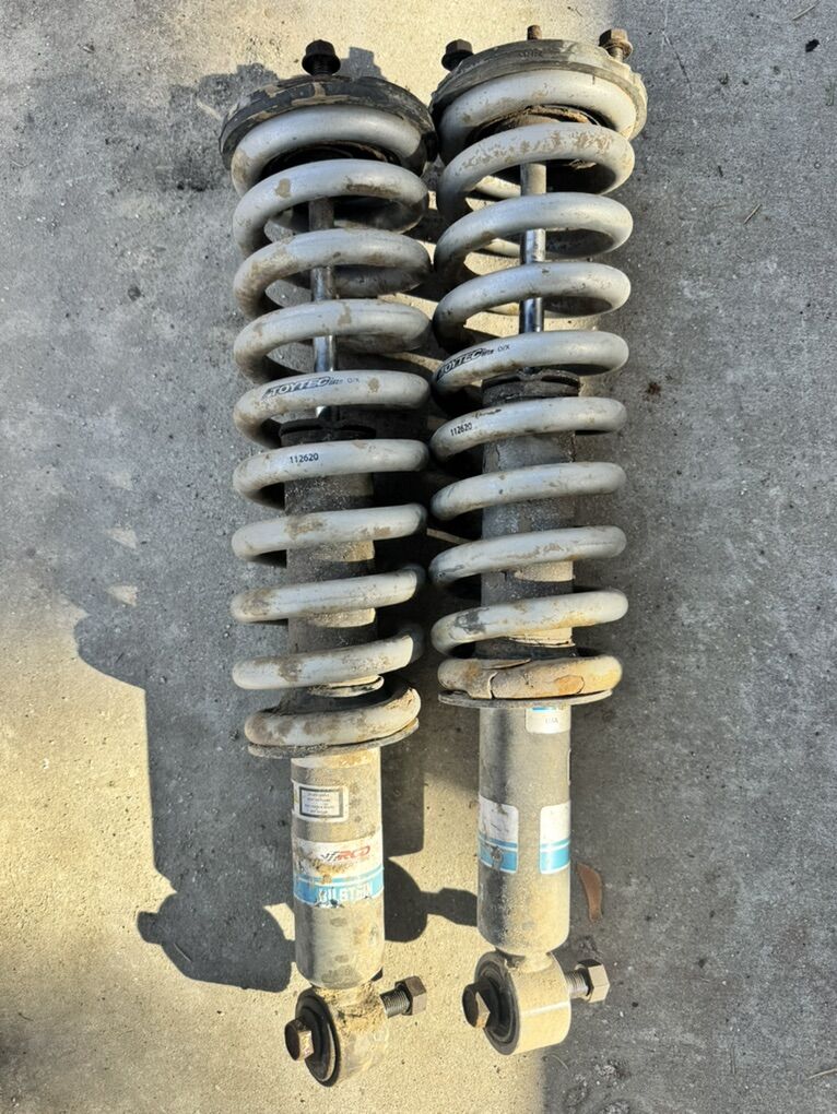 3rd Gen Toyota 4Runner Front Shocks/springs