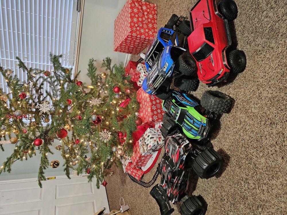 Traxxas Collection and Upgrades UDR, Xmaxx, Sledge