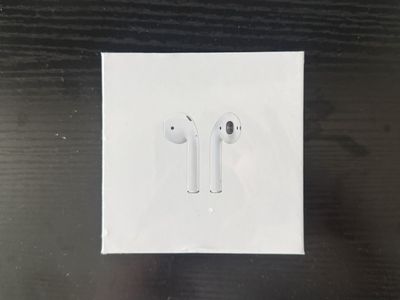 NEW/SEALED AIRPOD 1st GENS