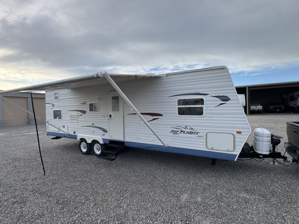 Mint Jayco Jayfkight 4 Season Superslide Pristine