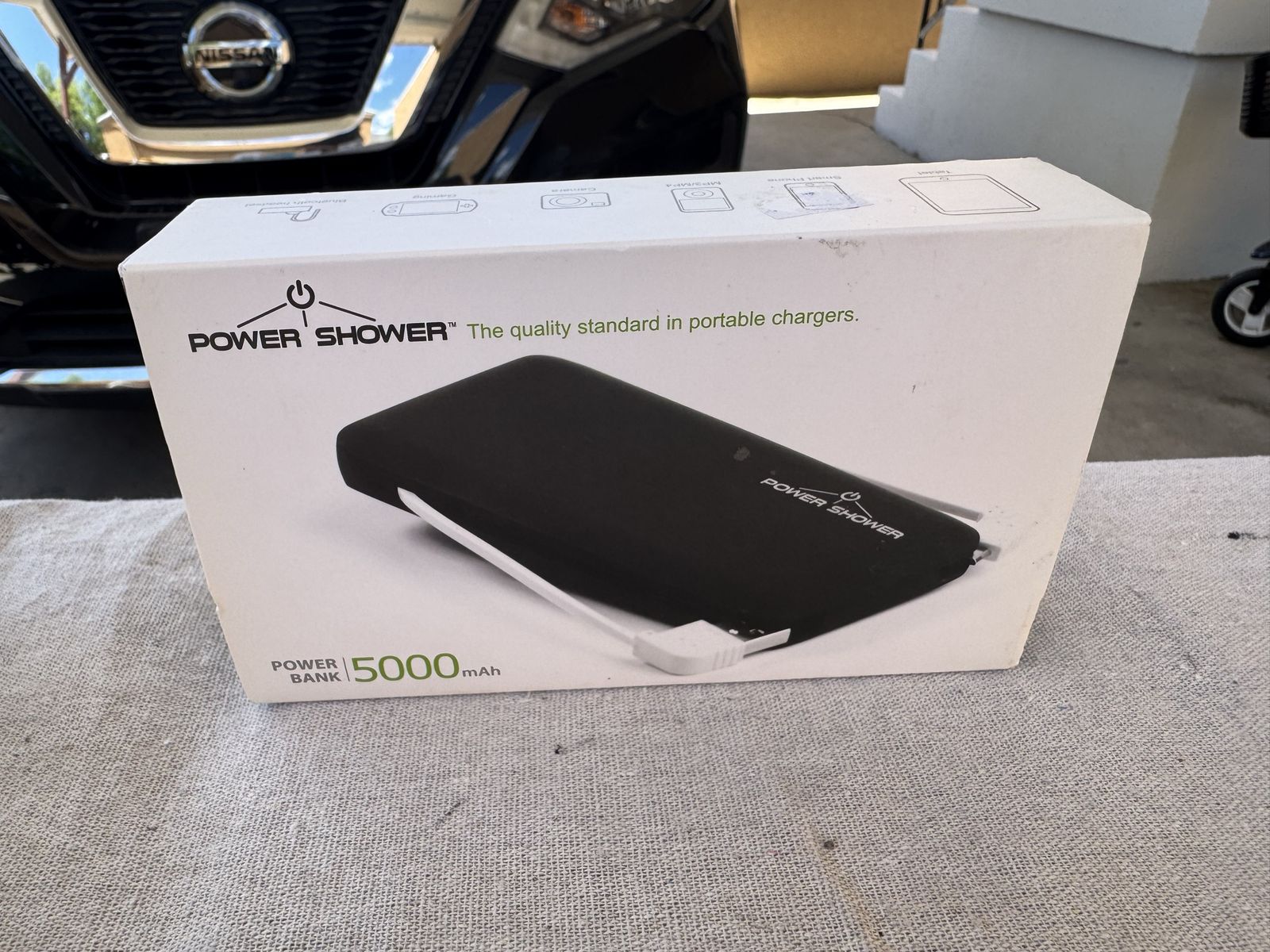 New Power Shower bank 5000 MAH portable charger
