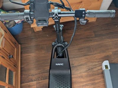 NAVIC Folding Electric Scooter T1XR / T1PRO - Unused, Black, with User Manual