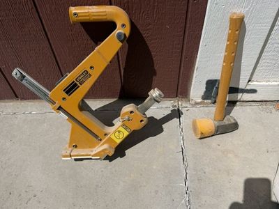 Hardwood Floor Tool