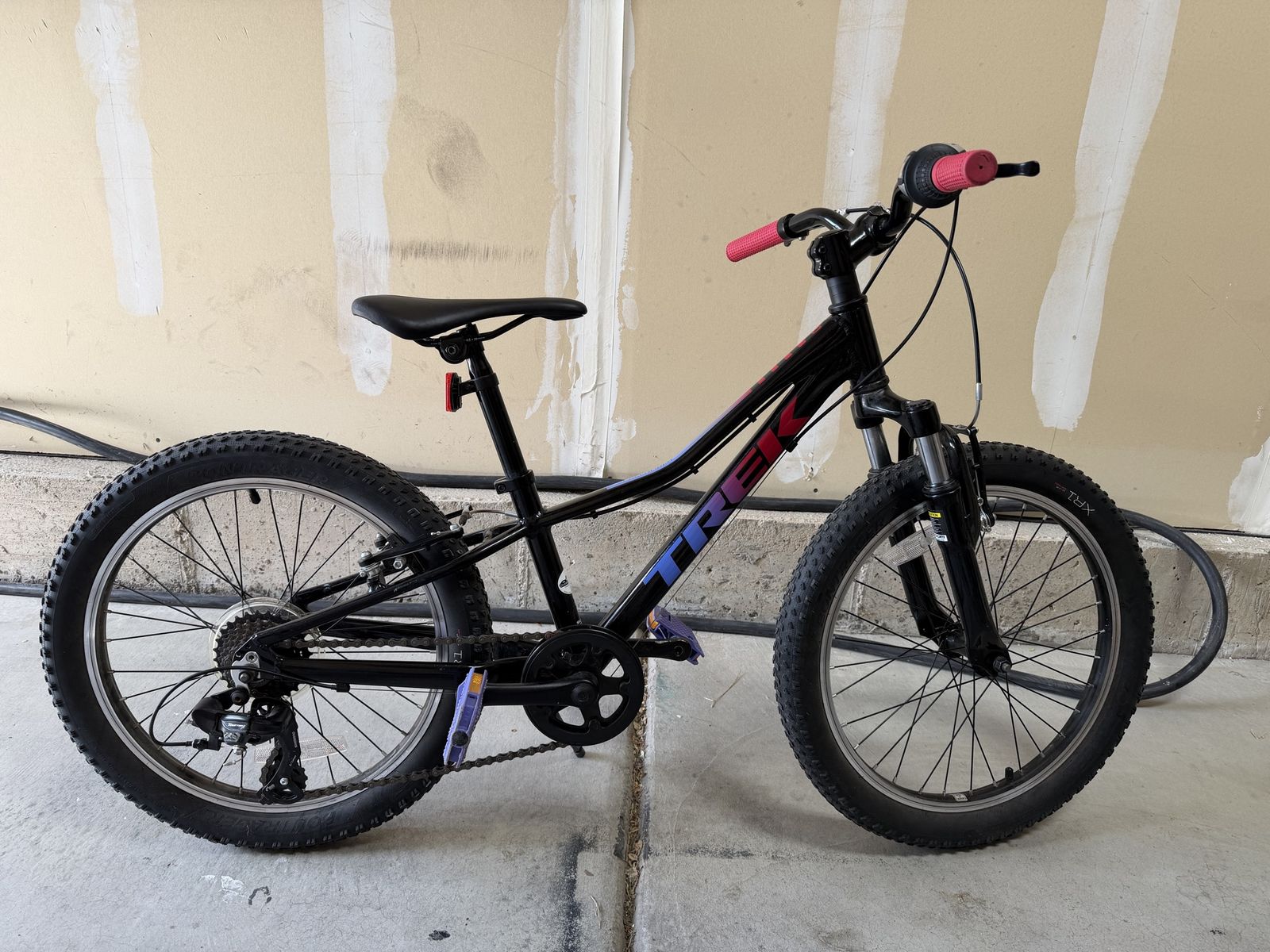 Trek PreCaliber 20” kids bike