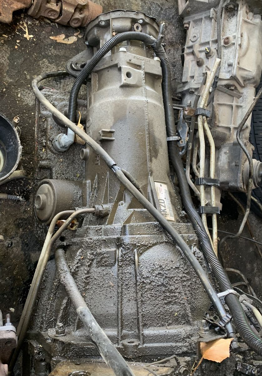 GM Chevy 4L65E 4x4 automatic transmission LS