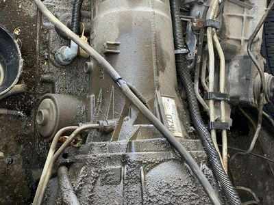 GM Chevy 4L65E 4x4 automatic transmission LS
