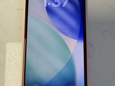 Apple iPhone 13 (Red)