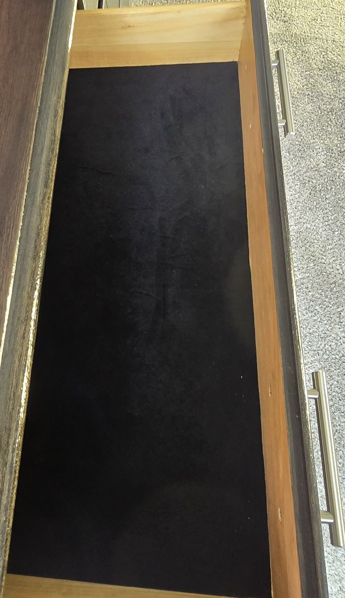 Main image 10
