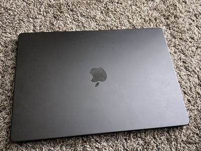 2023 MacBook Pro 16” M3 Max – 36GB RAM / 1TB SSD (POWERFUL)