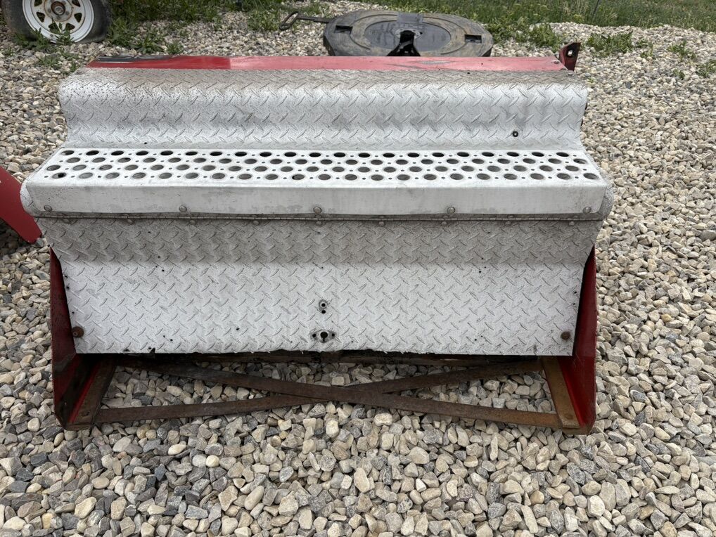 Kenworth Step Tool Box
