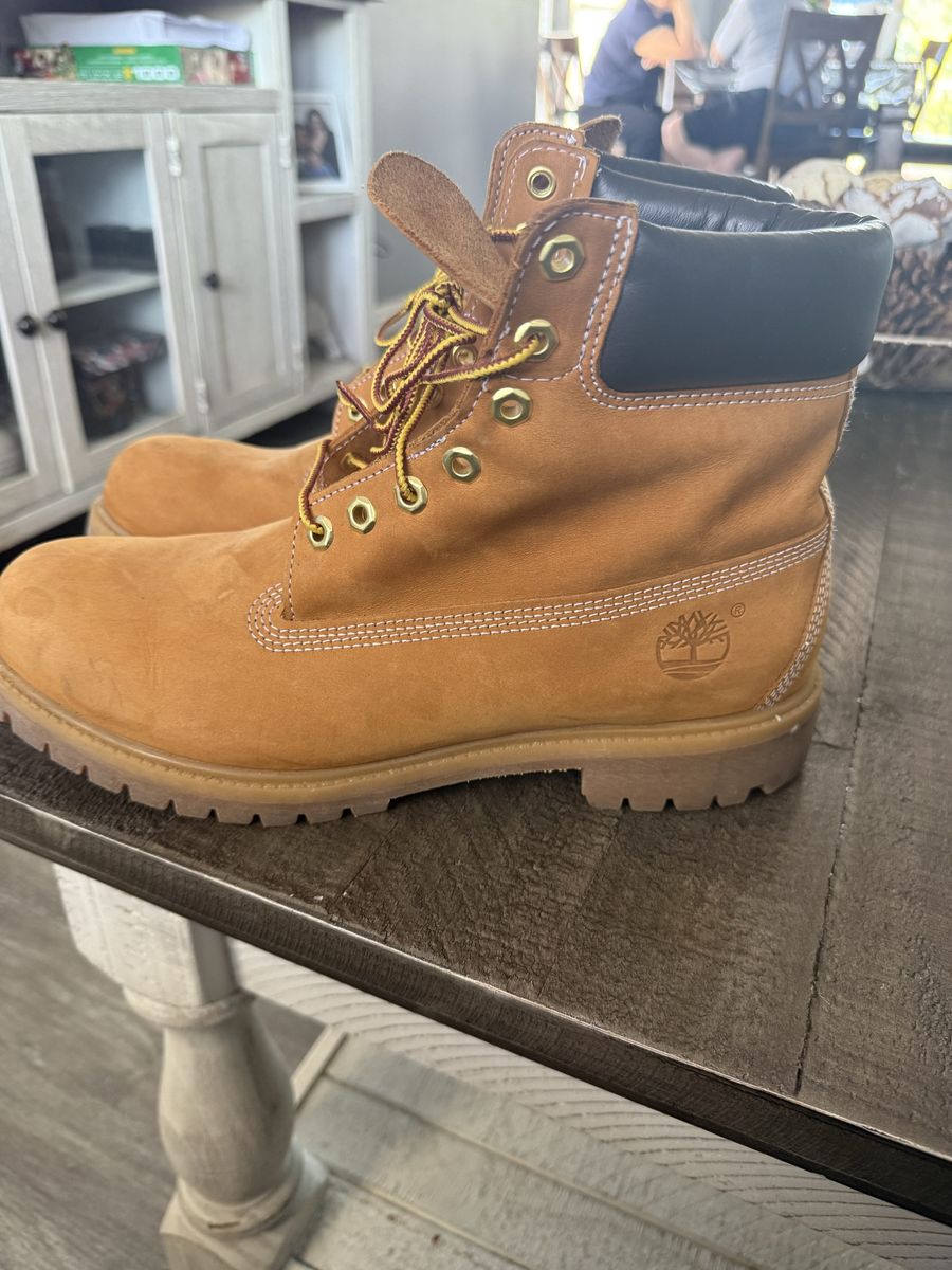 Timberland Original 6-Inch Premium Wheat Waterproof Boots - Men's Size 11.5