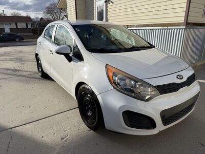 2013 KIA RIO 5DOOR LX