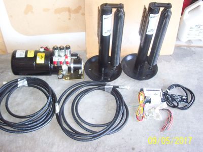 Power Gear Hydraulic Leveling System RV - 2 Jacks, 4-Station Pump, Hoses, Control Panel