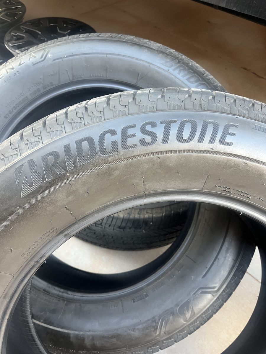 Bridgestone 275/60/20 truck tires