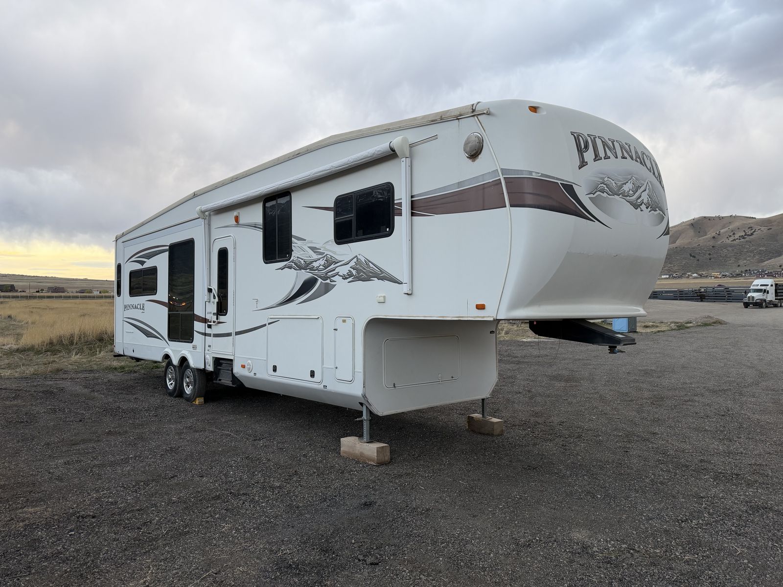 2012 Jayco Pinnacle 36 REQS