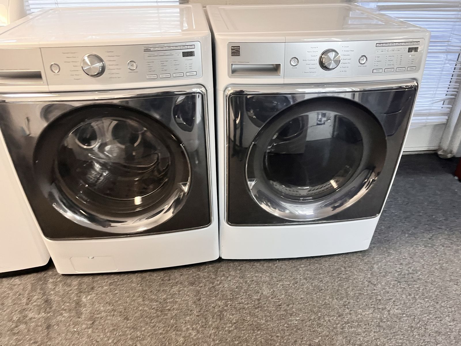 Mega capacity washer and dryer set