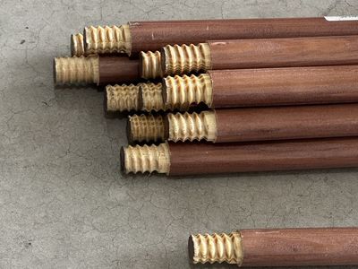 12 pack Rubbermaid Threaded Broom Handles