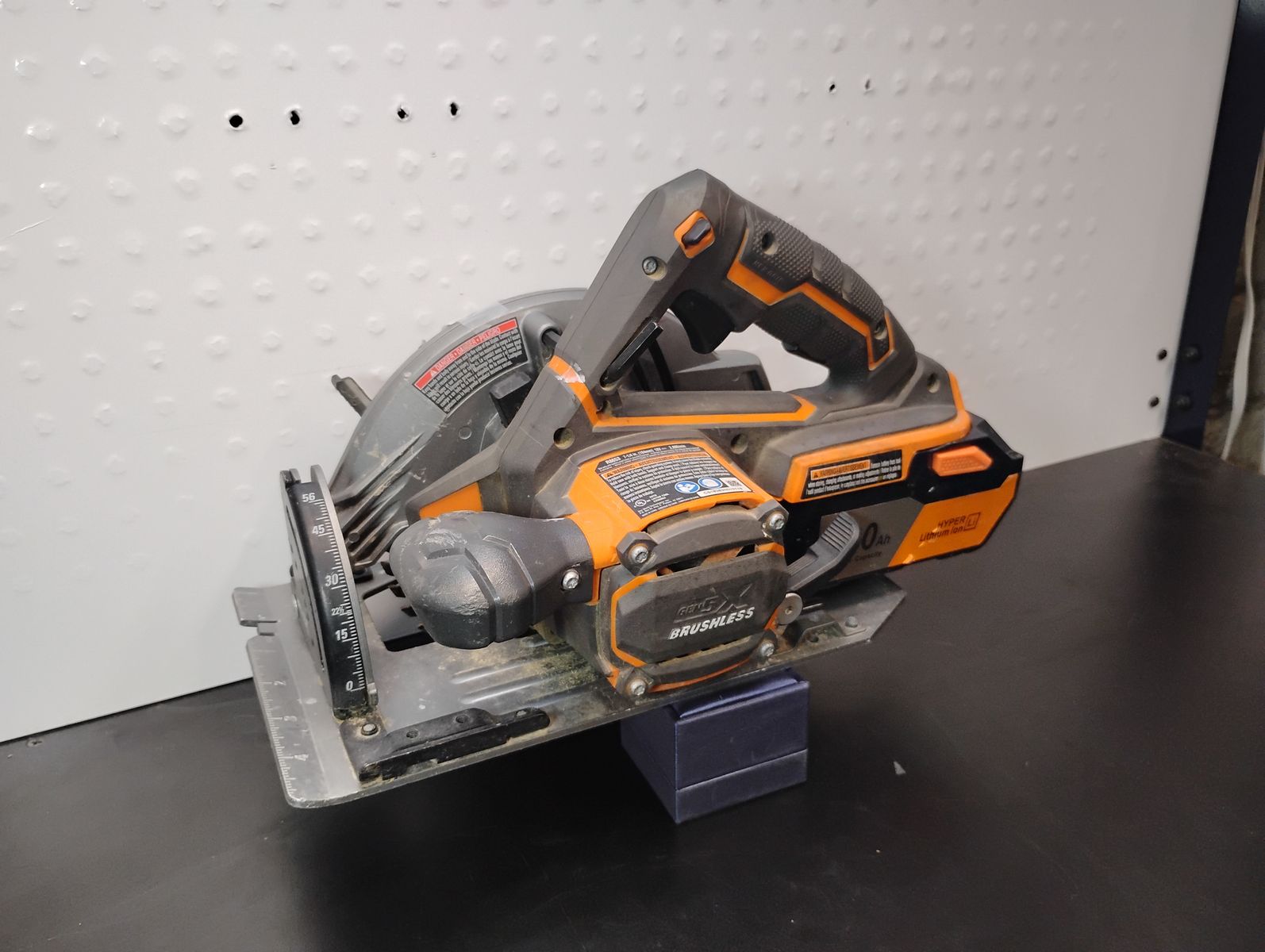 Main image 3