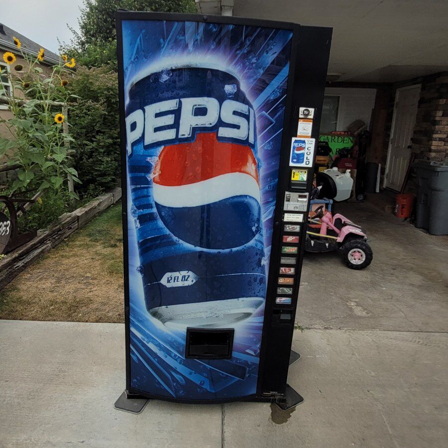 Pepsi vending machine