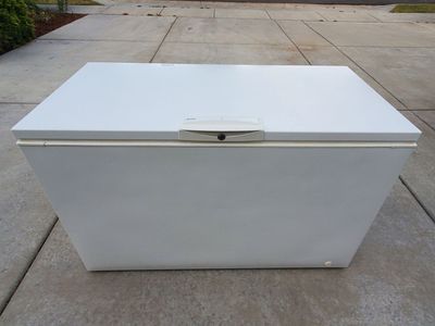 Kenmore 17 cu ft Chest Freezer