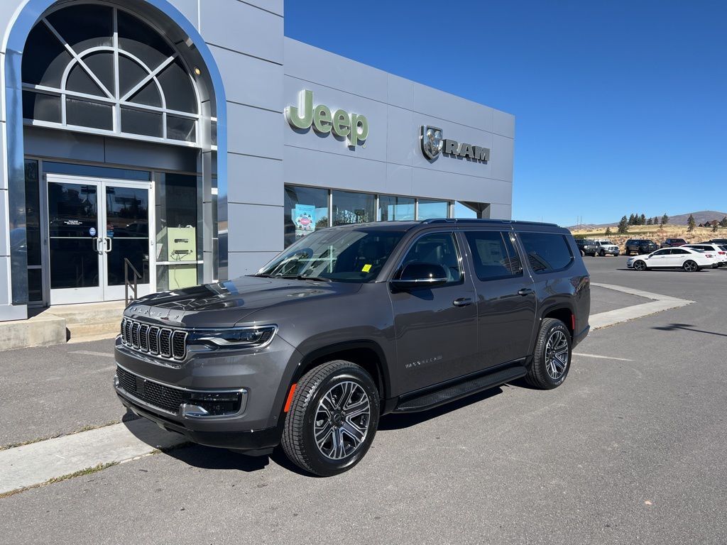 2025 Jeep Wagoneer L Base