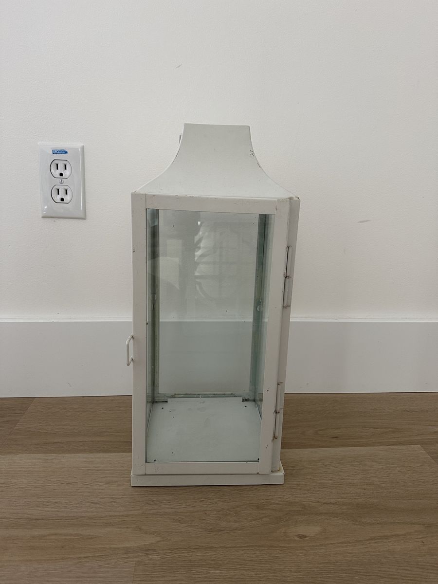 Main image 6