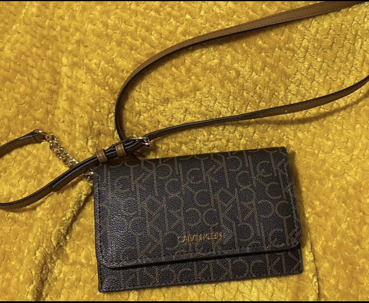 Calvin Klein CK Logo Wallet Crossbody