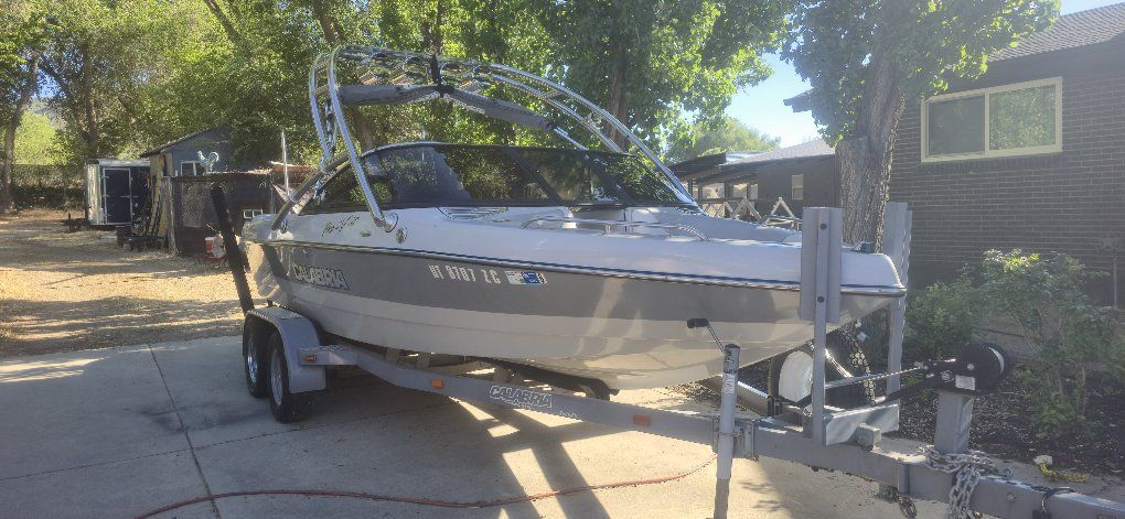 2008 Calabria Pro V-II 22’ V-Drive Wake/Surf Boat – Scorpion 350 – Only 300 Hours