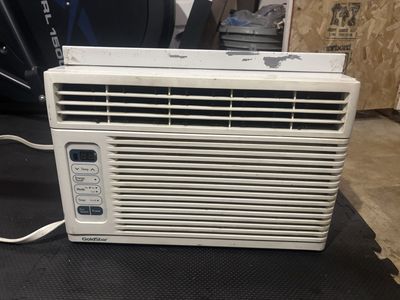 Goldstar 6,500 BTU window air conditioner