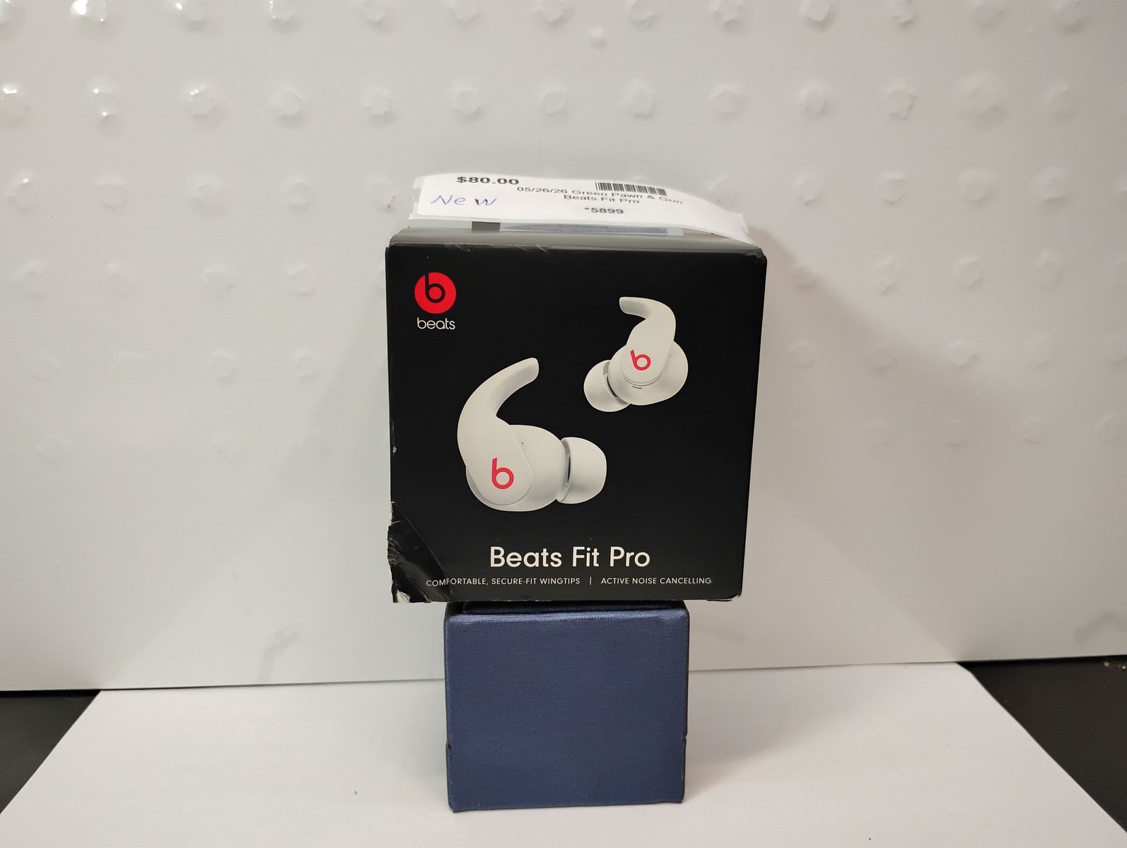 Beats Fit Pro (1st Gen) Bluetoon Ear Buds - NEW