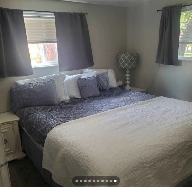 Main image 10