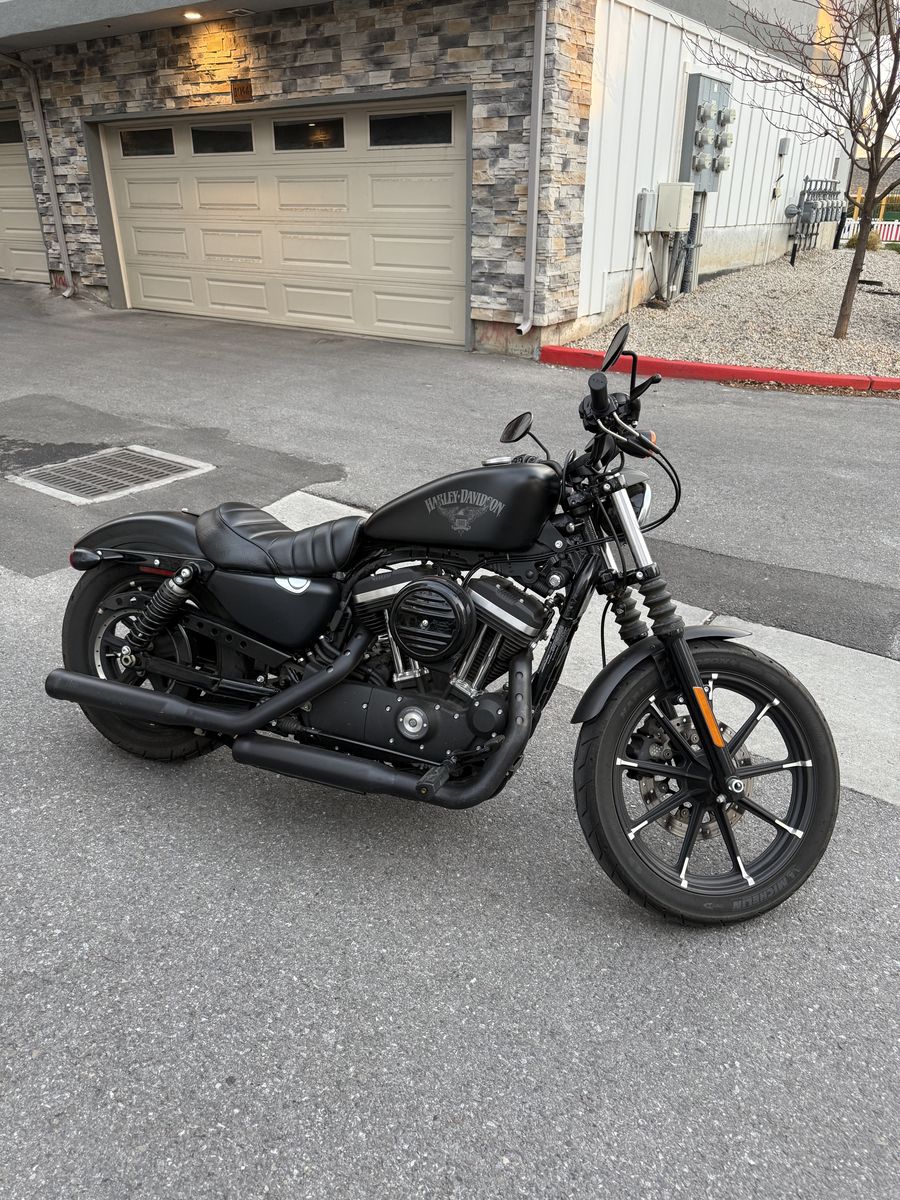 2018 Harley Sportster Iron 883
