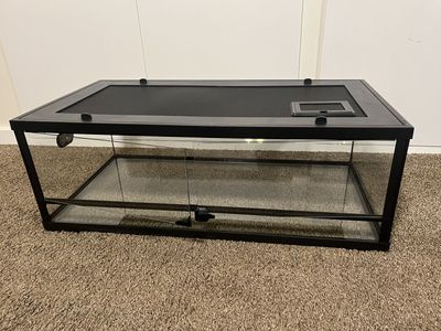 31 gallon terrarium like new