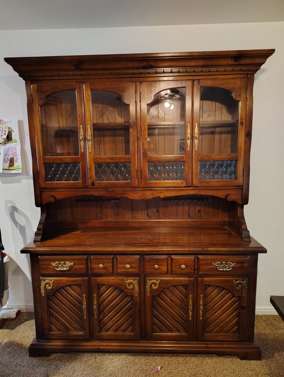 Vintage Solid Wood Dining Room Hutch Display Cabinet with Glass Doors & Brass Hardware