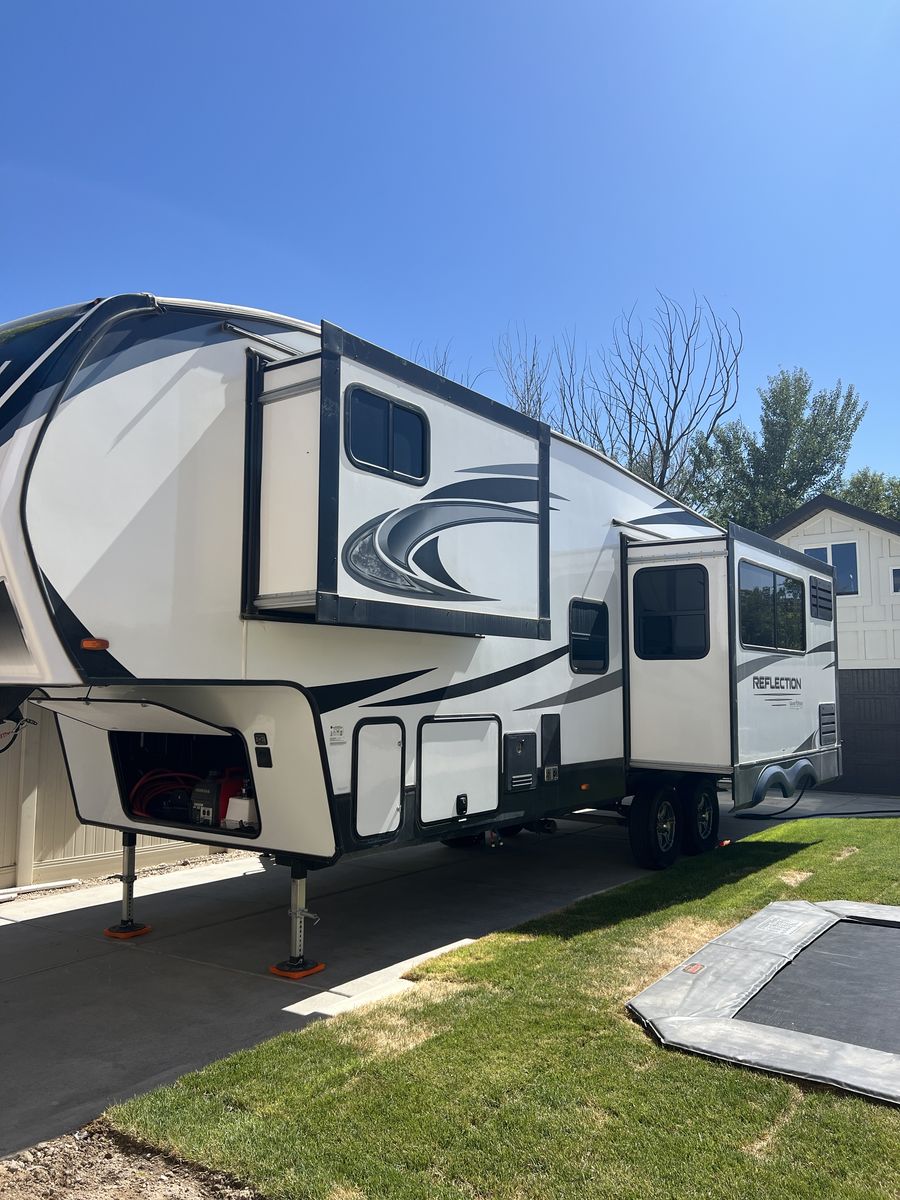 Grand Design Reflection 28bh