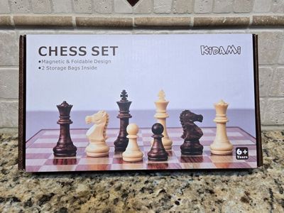 KIDAMI Magnetic & Foldable Chess Set with Storage Bags - Full Game