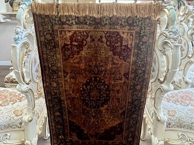 ANTIQUE TAPESTRY WALL HANGING VERY GOOD CONDITION