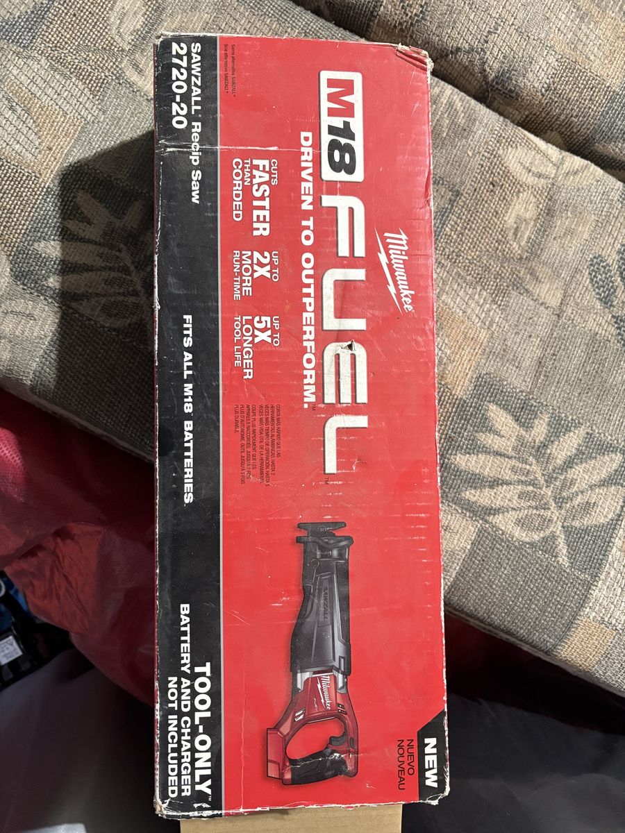 Milwaukee m18 reciprocating saw fuel