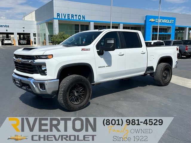 2024 Chevrolet Silverado 3500 LT