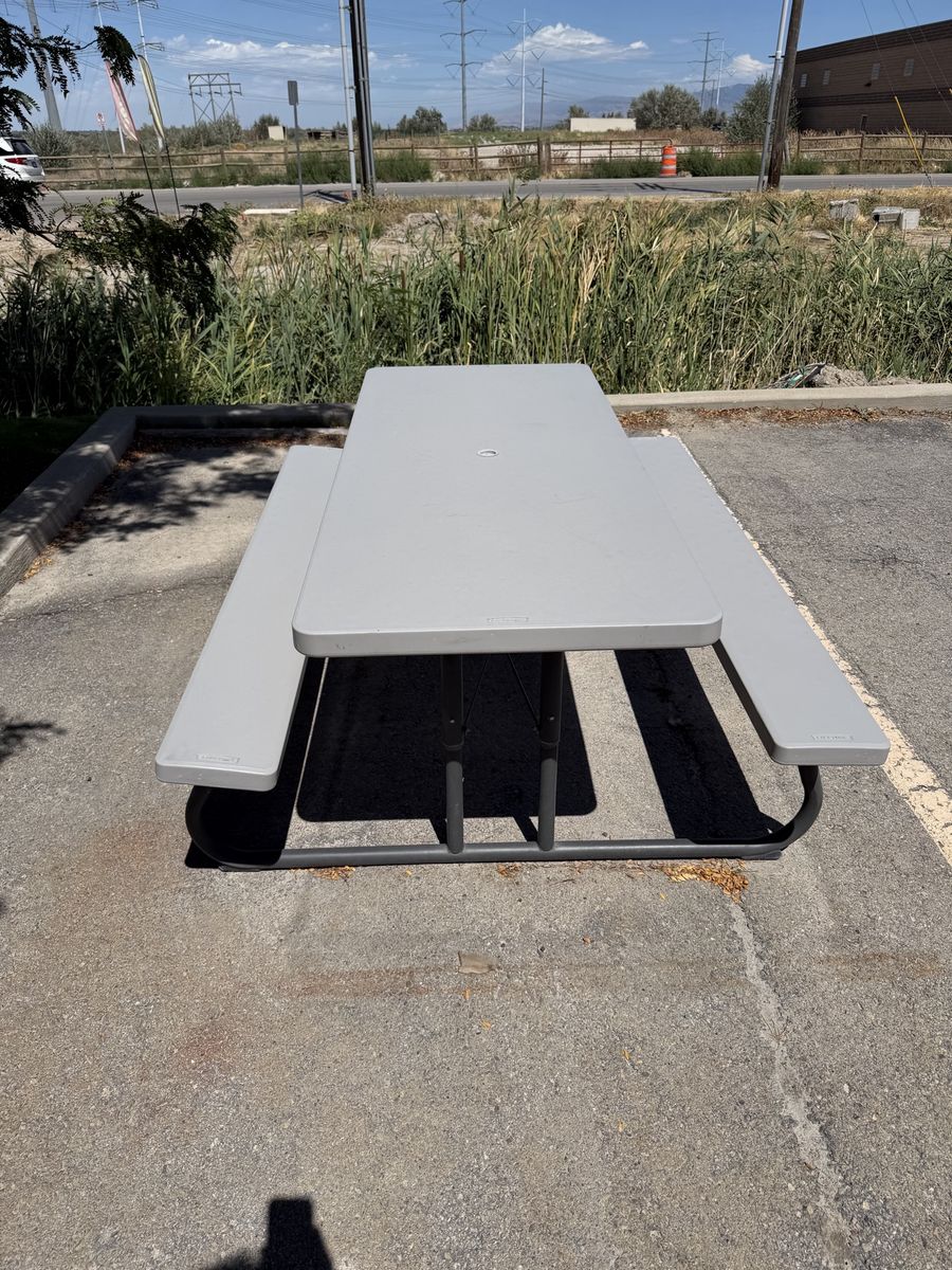 Lifetime 6ft Picnic Table