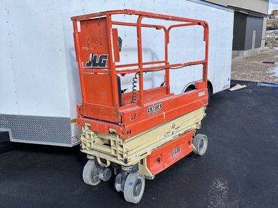 SCISSOR LIFT RENTAL 19 - 26 -32FT.