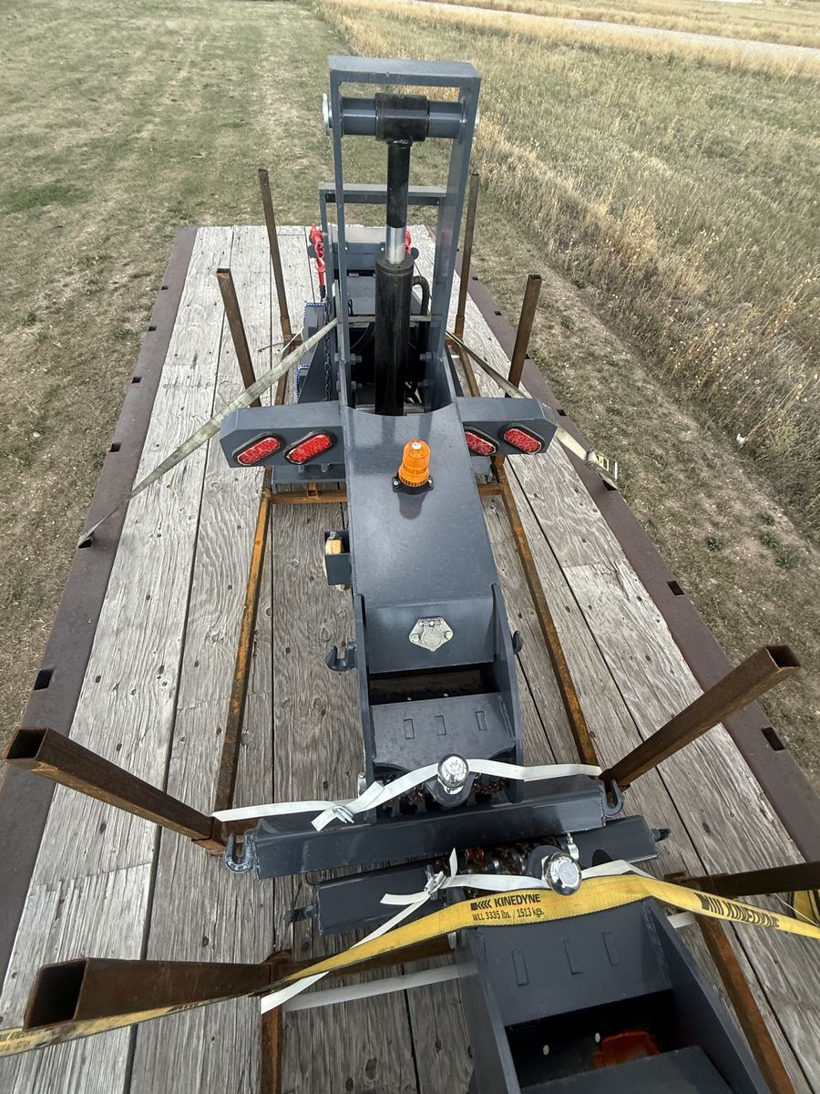 Main image 6