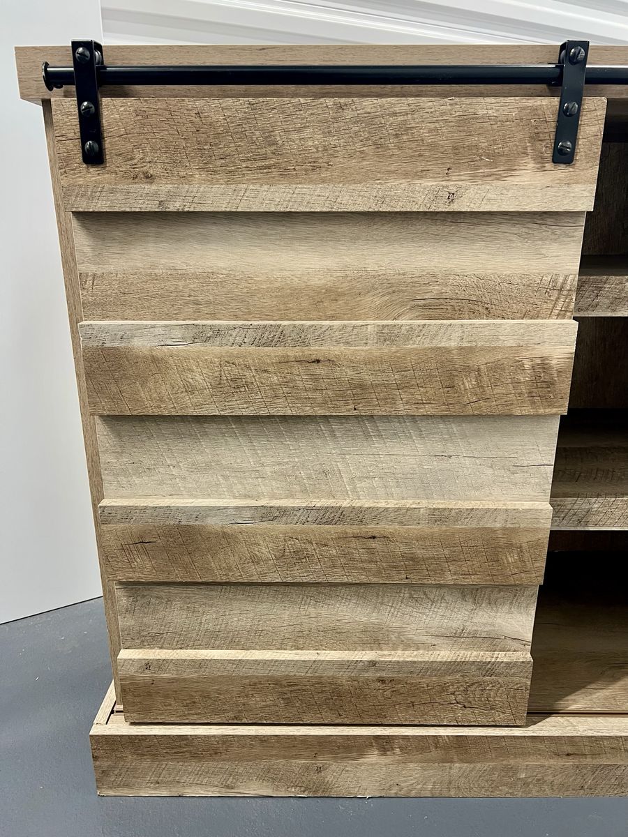 Main image 9