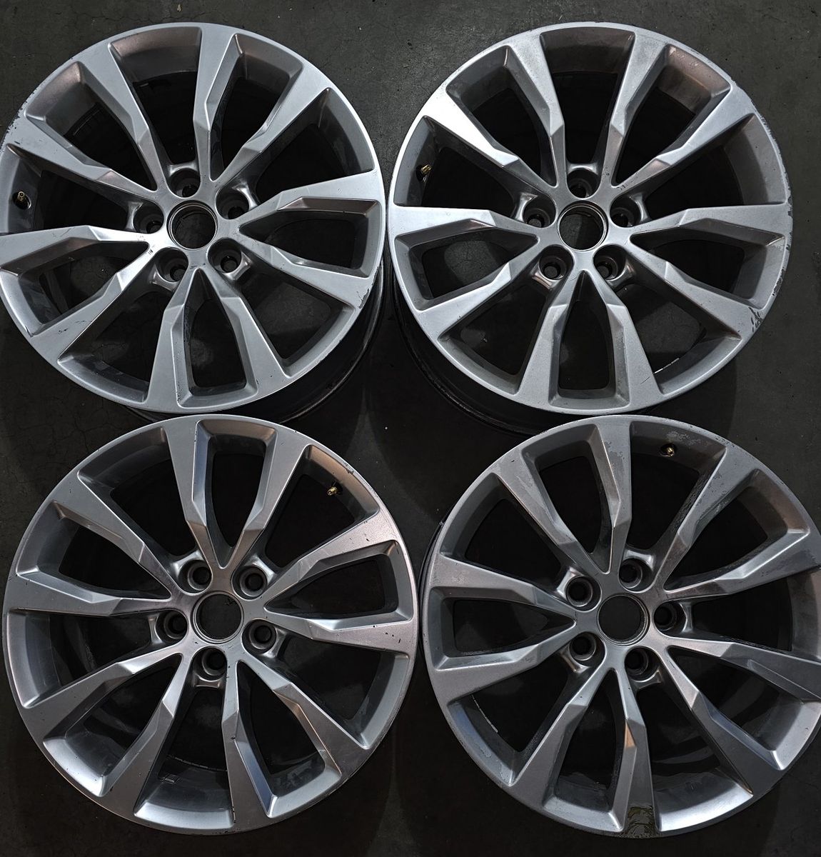 19x8.5 wheels 5x120 bolt pattern